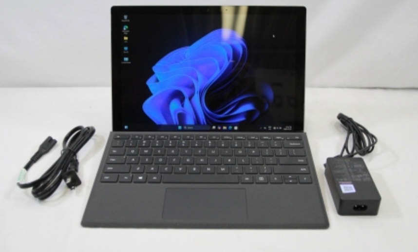 Microsoft Surface Pro 7 with Original Keyboard – Excellent Condi ...