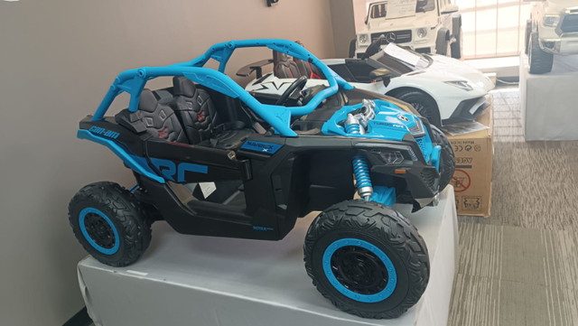 24V Can-am Maverick, 4x4 Rubber wheels, With 2 Batteries!! in Toys & Games in City of Toronto