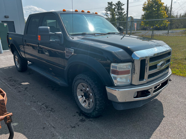2010 Ford F350 + 30’ Remorque/Trailer gooseneck dans Autos et camions  à Granby - Image 2