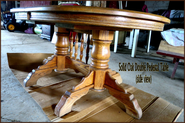 Dining Table – solid oak, classic design! in Dining Tables & Sets in Markham / York Region - Image 3