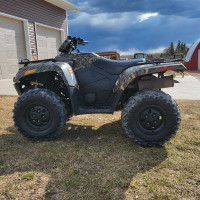 Arctic cat 550EFI 