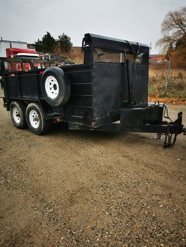 Dump trailer in Other in London - Image 3