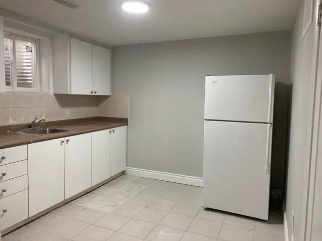 legal basement in Ontario in Canada - Image 2