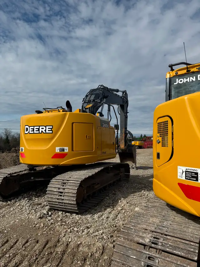 2018 John Deere 245G Excavator in Heavy Equipment in Peterborough - Image 7
