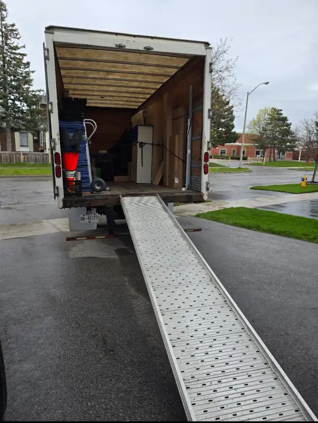 24 hours Reliable Movers Ottawa call 437-477-372262863225932035123