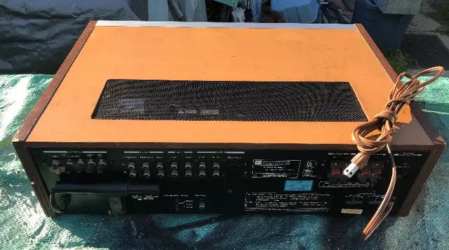 Toshiba SA 520 Receiver in Stereo Systems & Home Theatre in Oshawa / Durham Region - Image 5