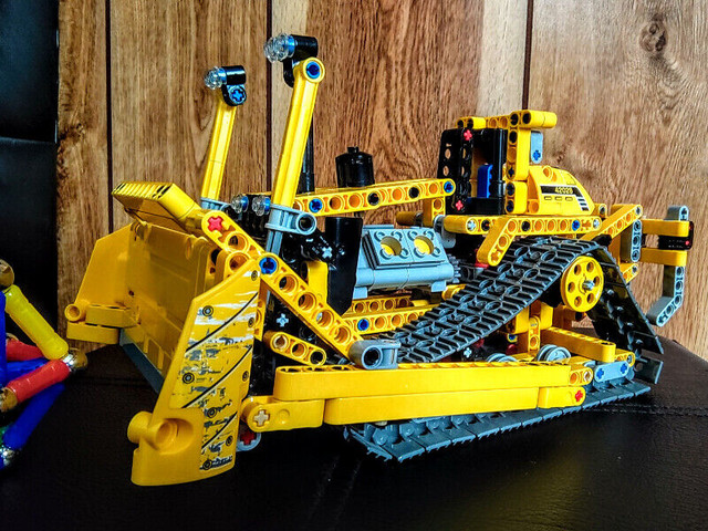 LEGO Technic  42028 100% Complete w/o Box or Instructions rare in Toys & Games in Saint John - Image 4