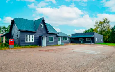 RETAIL/COMMERCIAL OFFICE UNITS FOR LEASE IN ORANGEVILLE AREA