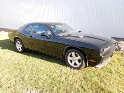 2012 Dodge Challenger V6 3.6L, 5 speed automatic transmission, keyless entry, push button start, ice...