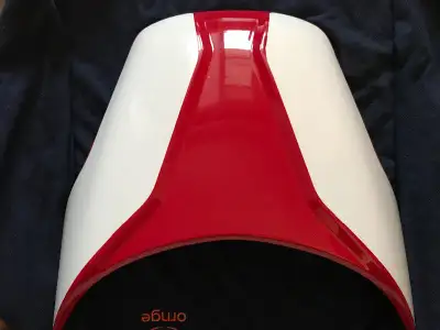 Ducati Factory Original Seat Cowl tail fairing cover White & Red stripe Oem mounting screws new & us...