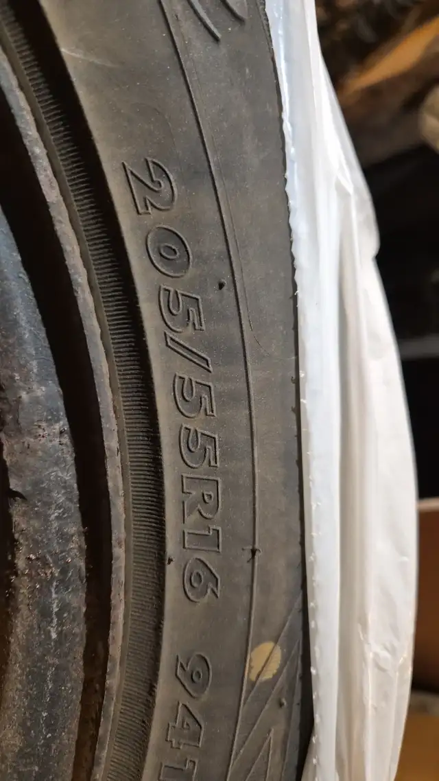 LIKE NEW 1 SZN  205/55/R16 ON RIMS in Tires & Rims in City of Halifax - Image 3