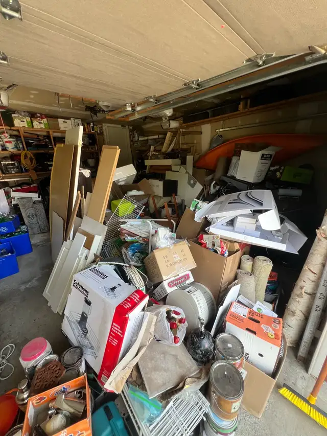 Maclaren Junk Removal | We Show Up On Time Or It’s FREE