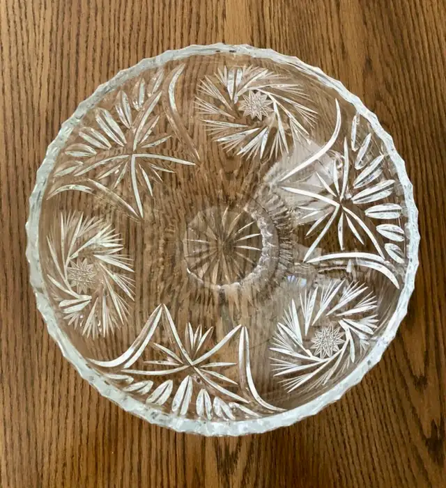 Crystal vase in Home Décor & Accents in Laval / North Shore - Image 3
