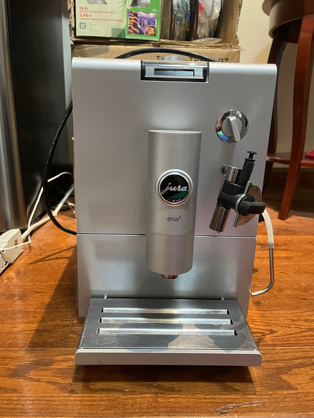 Jura ENA 5 automatic espresso machine / Swiss made dans Machines à café  à Ville de Montréal - Image 2
