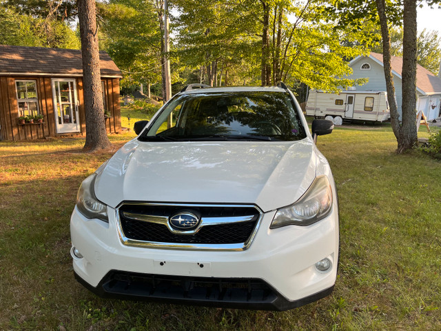 2015 Subaru Cross Trek in Cars & Trucks in Miramichi - Image 4