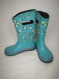 Girls Bogs Rain boots Size 3 Youth