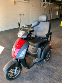 Electric 3 wheel scooter