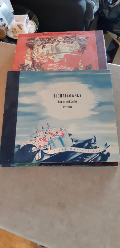 4 Wonderful RCA Victor 1940's Tchaikovsky Record books in Arts & Collectibles in City of Toronto - Image 2