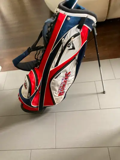 Golf Bag. Brock Badgers, Voir plus