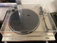 Marantz TT1080 turntable