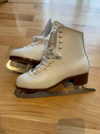 Patins à glace pour femme