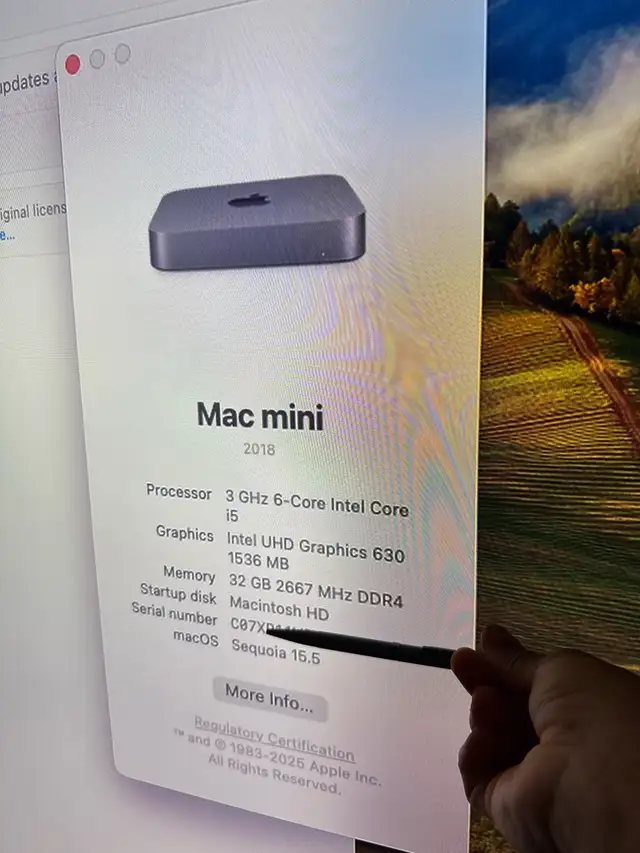 Apple Mac Mini Model No.A1993 in Desktop Computers in City of Toronto - Image 9