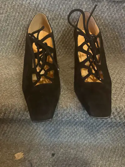 Black shoes, View more