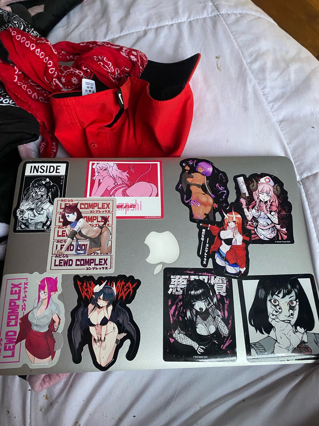 MacBook 13” in Laptops in City of Halifax