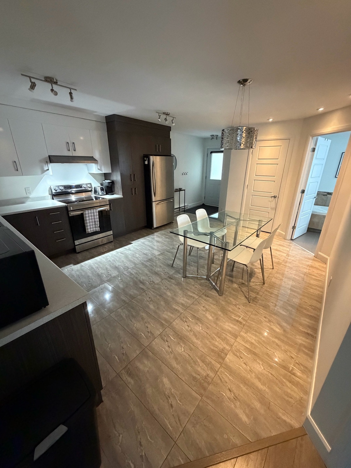 Appartement 4 1/2 à louer — photo 3