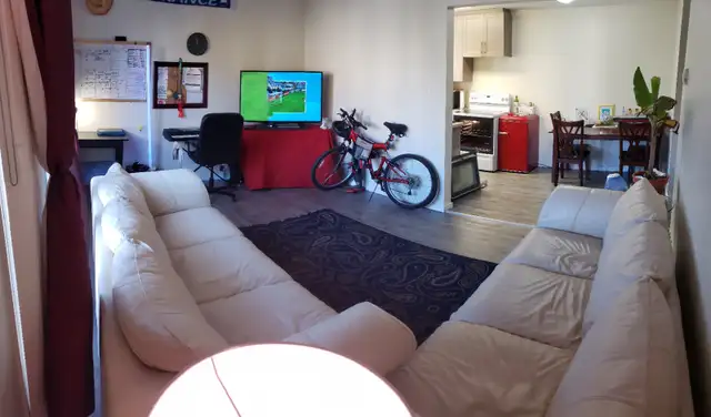 Fully Furnished 2-Bedroom Apartment Near U of A | Jan - Apr 2027