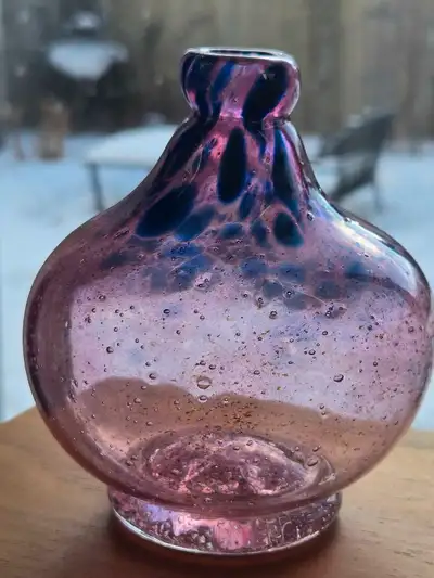 TOUVERRE QUÉBEC BLOWN GLASS BUD VASE BY GIUSEPPE BENEDETTO, View more