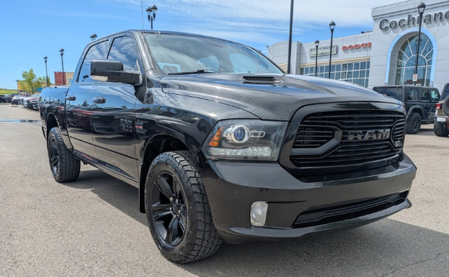 2018 Ram 1500 Sport Crew Cab 4x4 in Cars & Trucks in Calgary