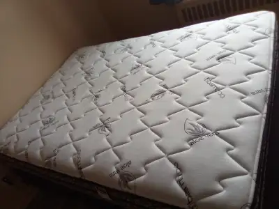 Double Mattress and box spring (king koil brand), View more