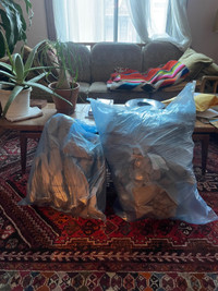 3 x Bags of Paper and Packing Pellets (Free/Gratuit)