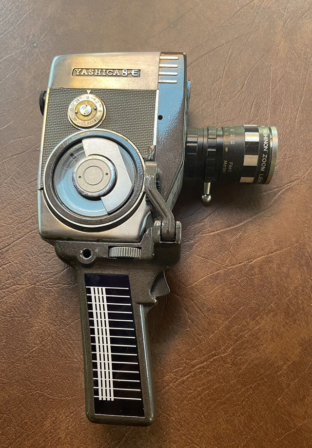 Yashica 8-E 8mm camera in Cameras & Camcorders in Markham / York Region