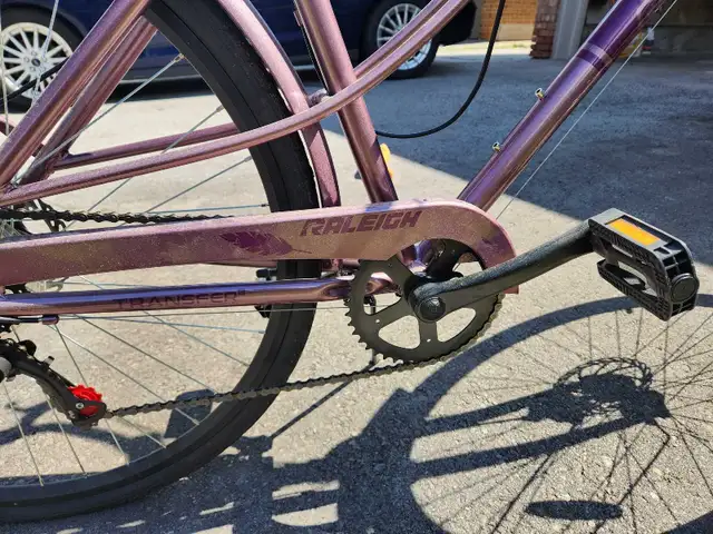24 inch wheel City Bike in Road in Markham / York Region - Image 7
