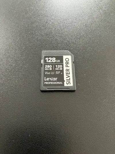 Lexar 128g Silver Pro, View more