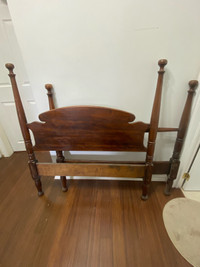Antique Twin Beds (2)