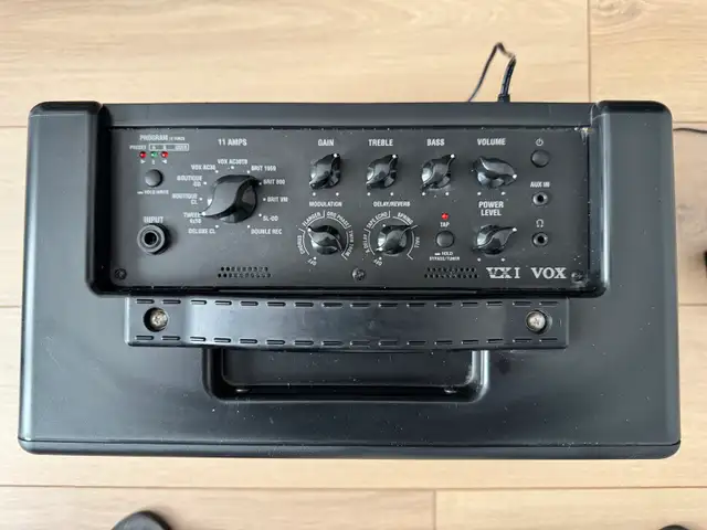 amplificateur VOX in Amps & Pedals in Sherbrooke - Image 3