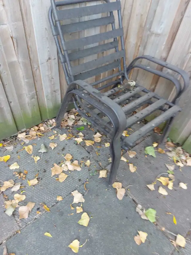 Patio chairs in Patio & Garden Furniture in Hamilton - Image 4