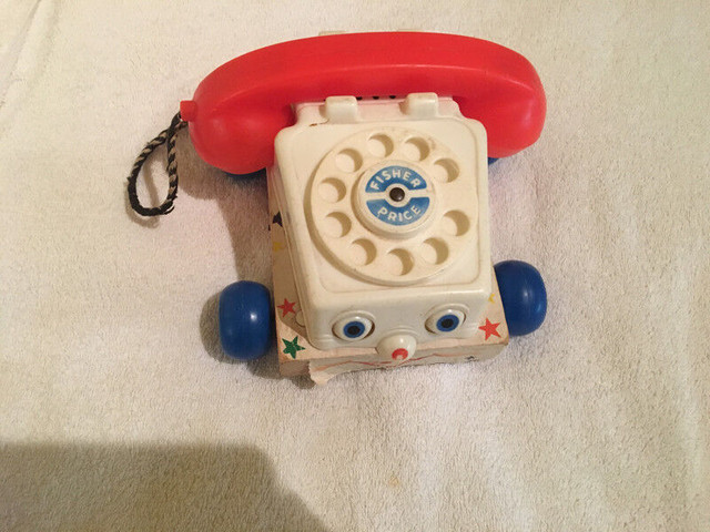 Vintage Fisher Price Chatter Telephone in good shape #747 in Toys & Games in City of Toronto - Image 2