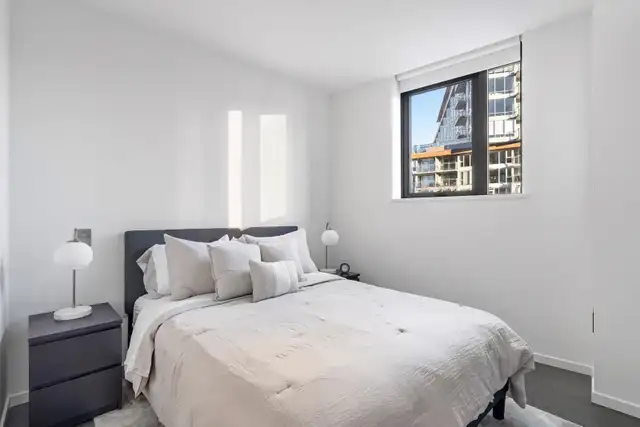 2B2B Waterfront Condo at False Creek / Olympic Village in Long Term Rentals in Vancouver - Image 13