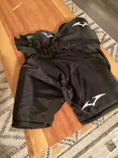Youth hockey pant, View more