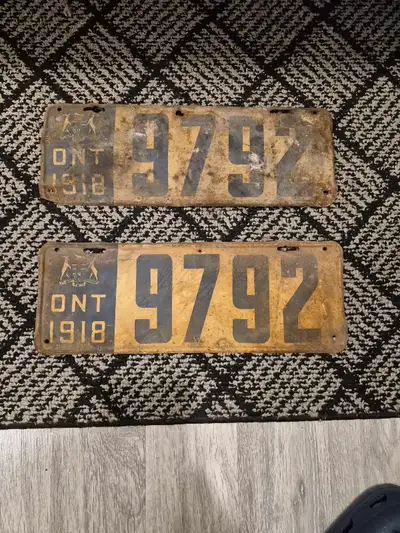 Pair of 1918 Ontario License Plates, View more
