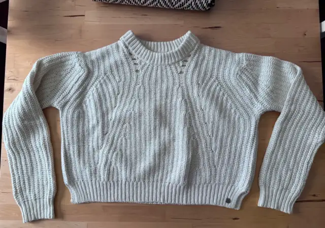 Lot de vêtements d’hiver femme taille small petit in Women's - Tops & Outerwear in Sherbrooke - Image 2