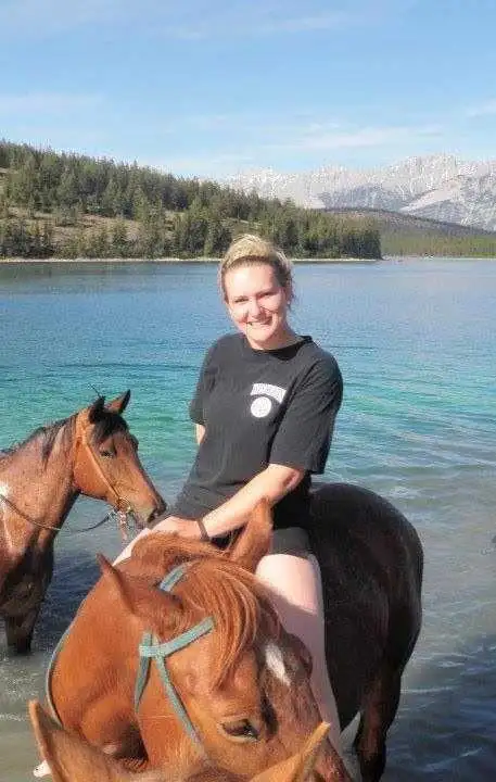 Equine/Farm Hand in Animal & Pet Services in Strathcona County - Image 4