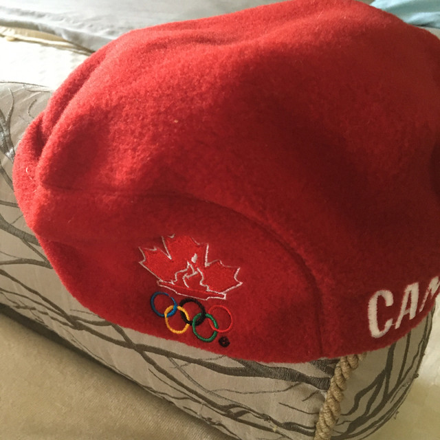 Roots cap in Multi-item in Saskatoon - Image 3