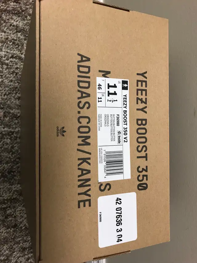 Yeezy 350 V2 Butter, Men’s Size 11.5, New in Men's Shoes in Oshawa / Durham Region - Image 5