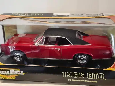 Ertl 1966 Pontiac GTO (red/blk) 1:18 diecast model , View more