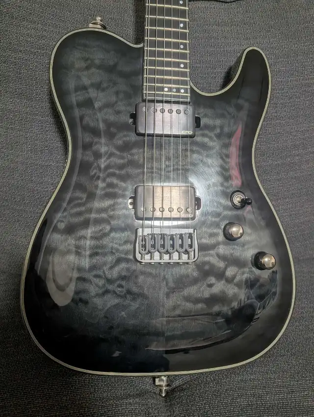 Schecter Hellraiser Hybrid PT in Guitars in City of Toronto - Image 4